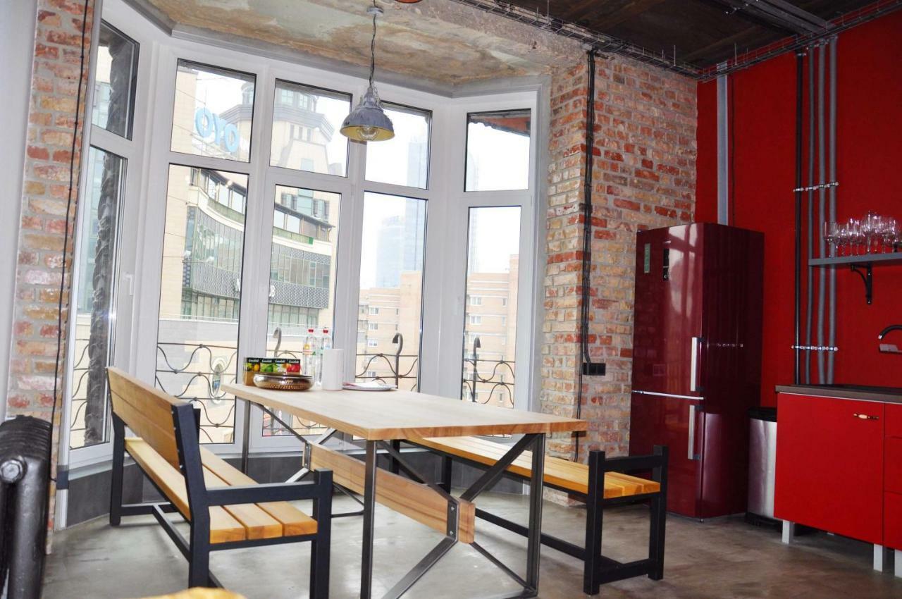 Apartment Arena City Loft Kiev Buitenkant foto